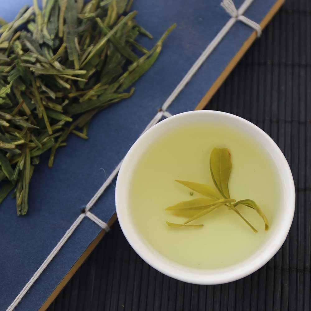 FullChea Longjing Dragonwell Tea - Toasty Bean Aromatic - Loose Leaf - 8.8oz (250g)