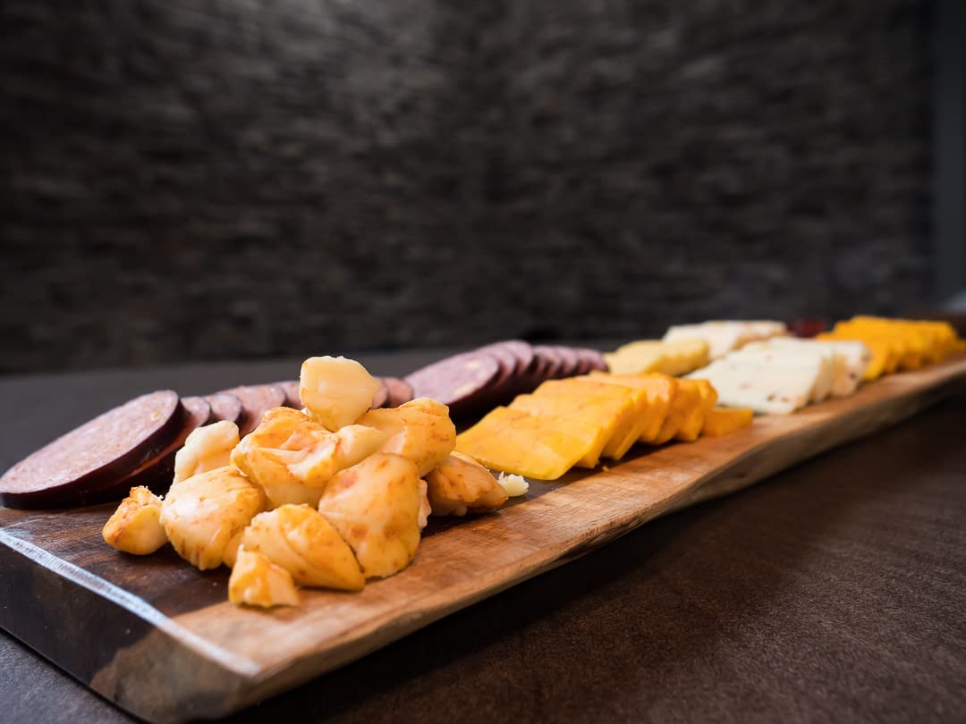 Pepper Joes Ghost Pepper Cheese Curds - World-Famous Wisconsin Cheese Curds with Spicy Kick - Hot Ghost Chile Pepper Cheese Curd