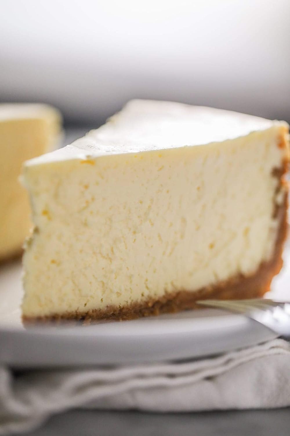 ANDY ANAND CHOCOLATIER New York Cheesecake 9 | Handcrafted with Real Cream Cheese | Pre-Sliced, 32 Ounce