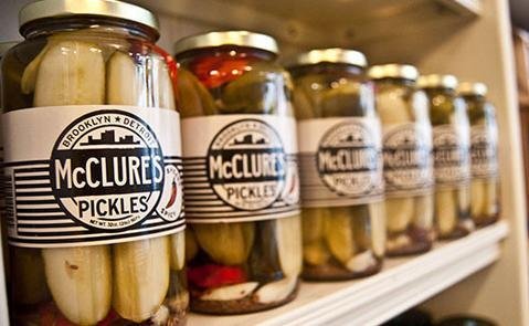Mcclure'S Pickles Mcclure?S Sweet And Spicy Pickles (Chip Cut) - 32 Oz, Green