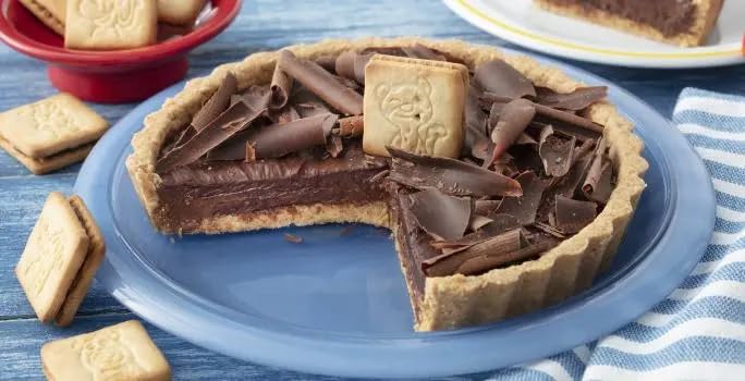 Brazilian Corner Biscoito Passatempo Recheado Sabor Chocolate130G | Strawberry Filled Cookie 4.58 Oz | Chocolat Filled Cookie 4.