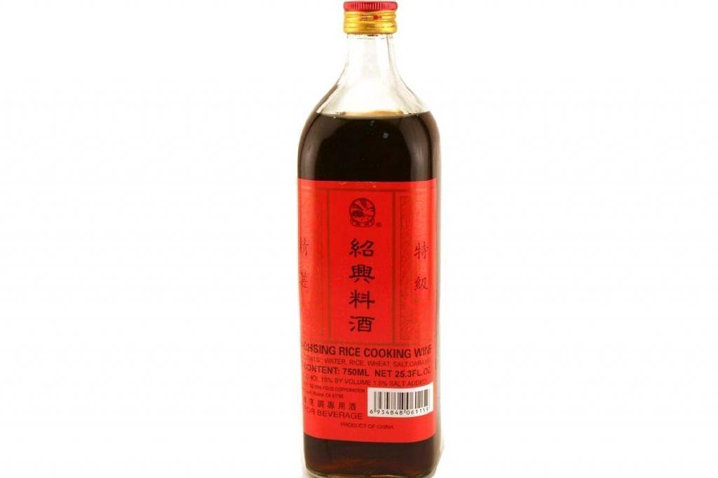 QIAN HU Shaohsing Rice Cooking Wine, 2 Pack of 750ML Bottles, 25.36 Fl Oz Total
