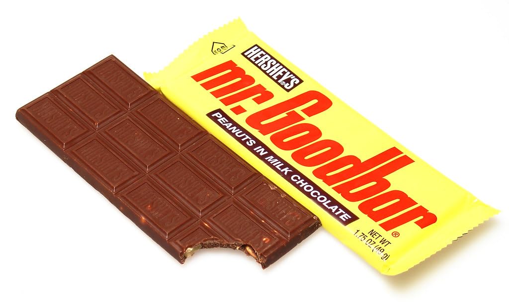 Classic Full Size Candy & Candy Bar Gift Packs By Lyza'S Sweets & Treats (Pack Of 4, Mr. Goodbar)