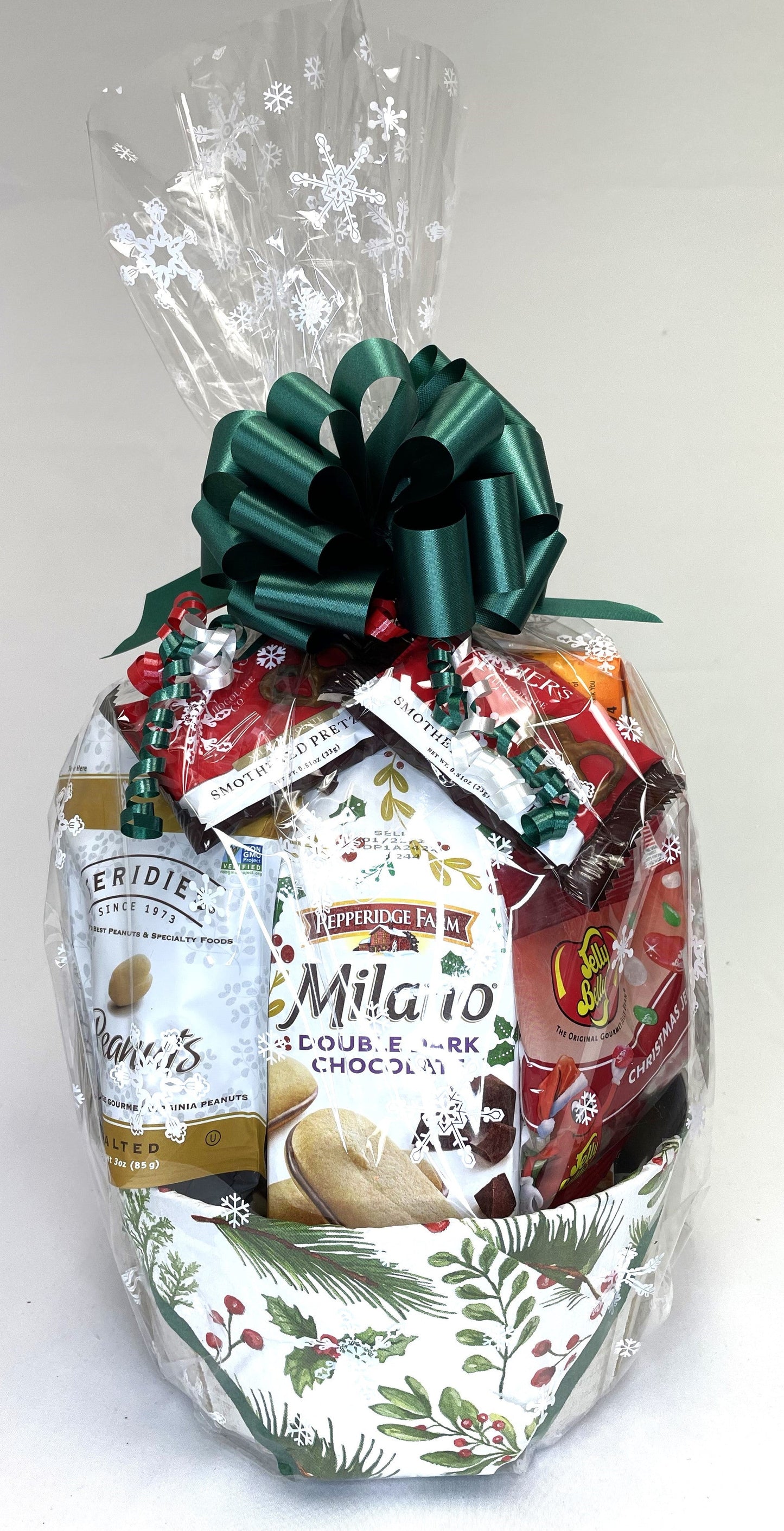 Jenny's Small Classic Gift Basket - Gourmet Snacks & Treats - Best Seller