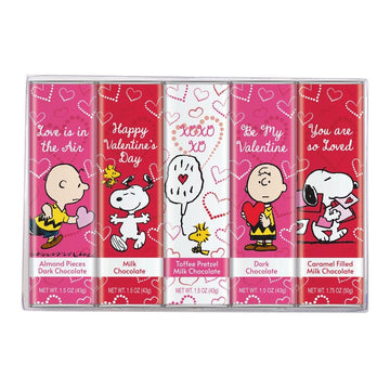 Snoopy Chocolate Variety Gift Box, 5 Gourmet Belgian Chocolate Bars, 1.5Oz Each