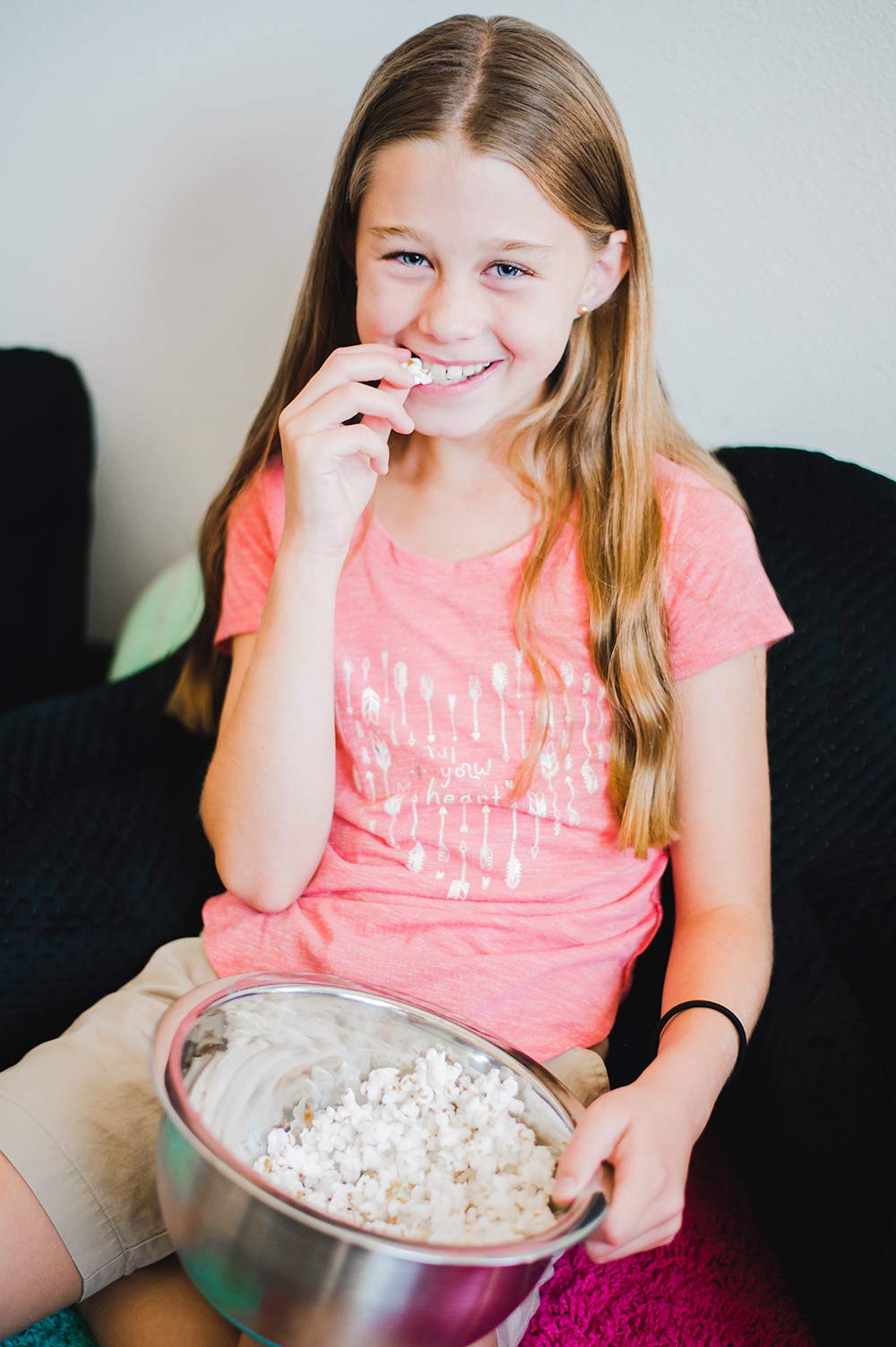 Amish Country Popcorn | 24 (4oz Bags) Baby Yellow Popcorn | Old Fashioned, Non-GMO and Gluten Free