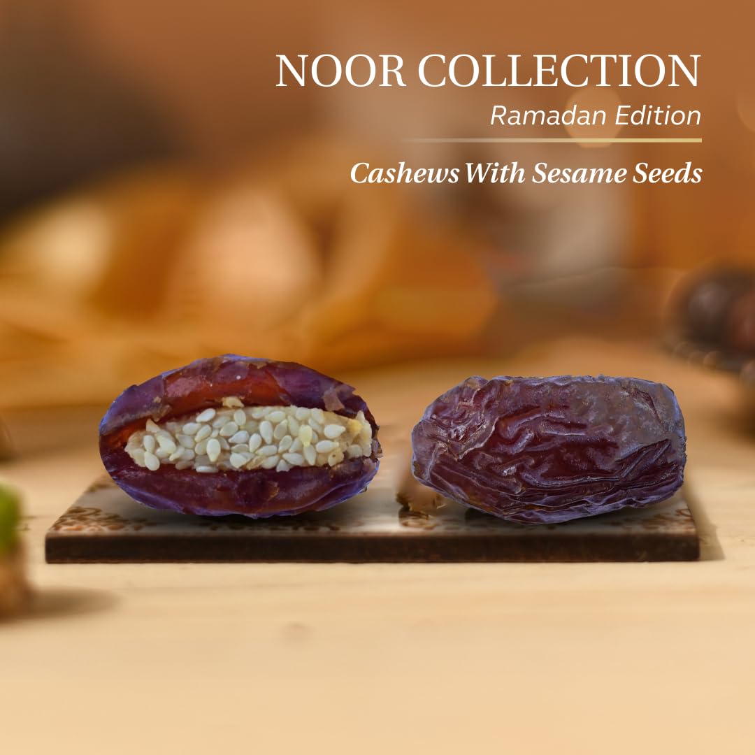 Laumiere Gourmet Fruits - Noor Collection [Ramadan Edition] - Square (16 Pcs) - Halal Dried Fruits And Nuts Basket - Medjool Dat