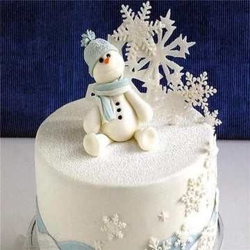 Homankit 50Pcs White Edible Cake Cupcake Toppers Snowflakes Christmas Winter Frozen Party Decoration
