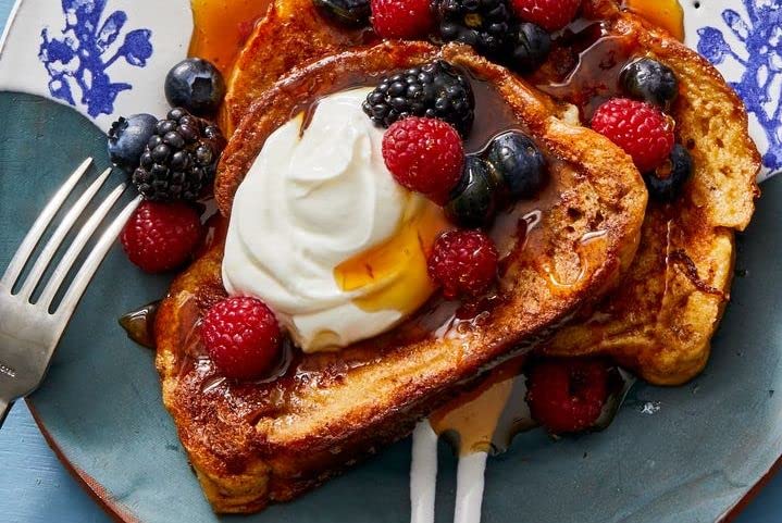 Tsoureki Greek Traditional1.5 Lb Sweet Bread (Brioche) By Artisan Levant - Ideal For French Toast (Traditional)
