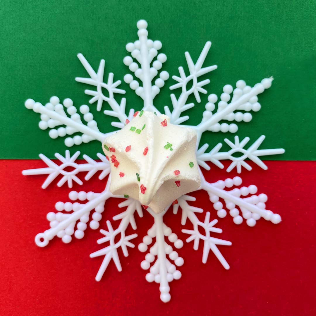 Krunchy Melts Original Meringue Cookies | Holiday Vanilla Flavor | Only 90 Calories Per Serving | Fat Free, Gluten Free, Dairy Free (4 Oz)