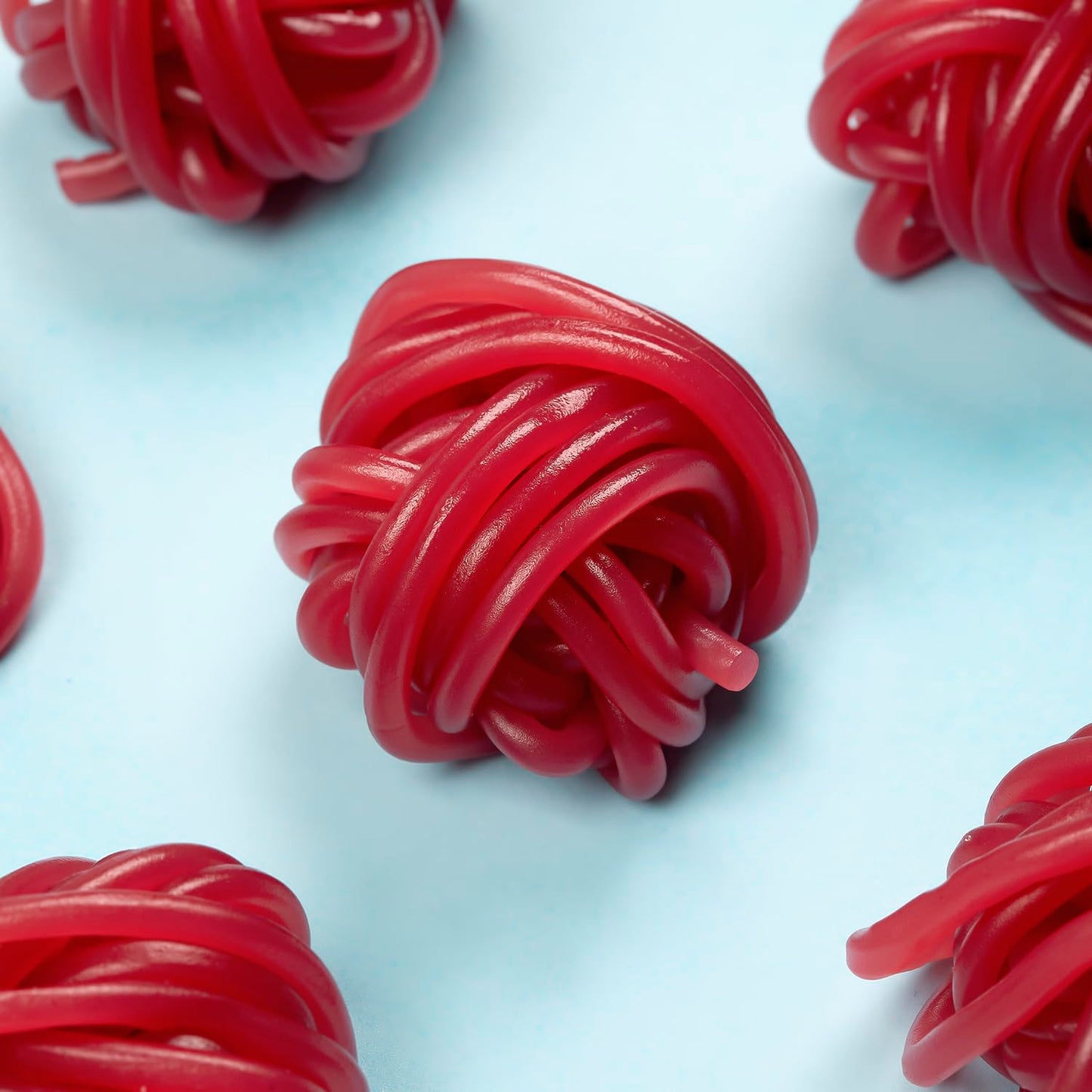 Kervan Candy Bebeto Strawberry Licorice Laces - Soft & Chewy, 2 lbs, 13.31 x 4.90 x 26.50 cm, Ideal for Decorating