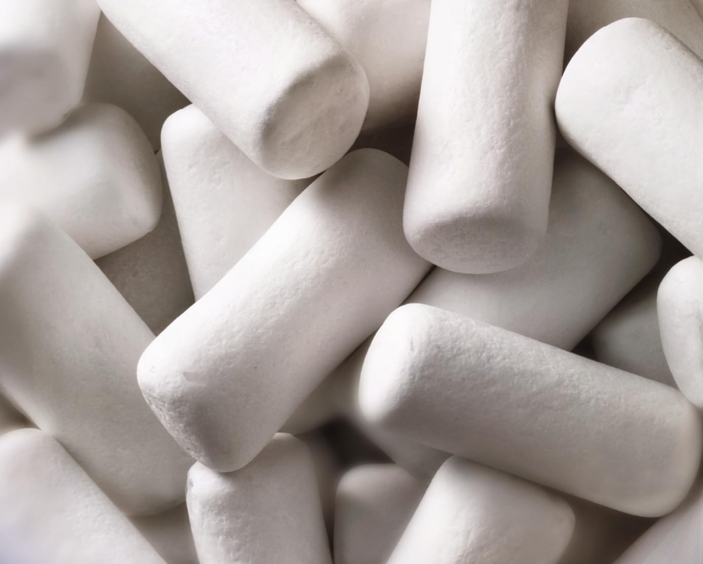Venco Schoolkrijt Licorice Chalk Sticks 2.2Lbs Bag - Crunchy White Mint Coated Candy - Soft Sweet Anise Filling - Original Dutch