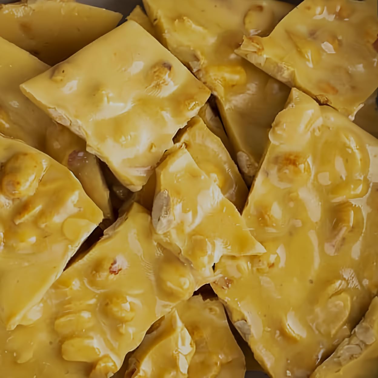 Old Fashioned Home Made Style Traditional Peanut Brittle  Bulk Candy (2 Pound)