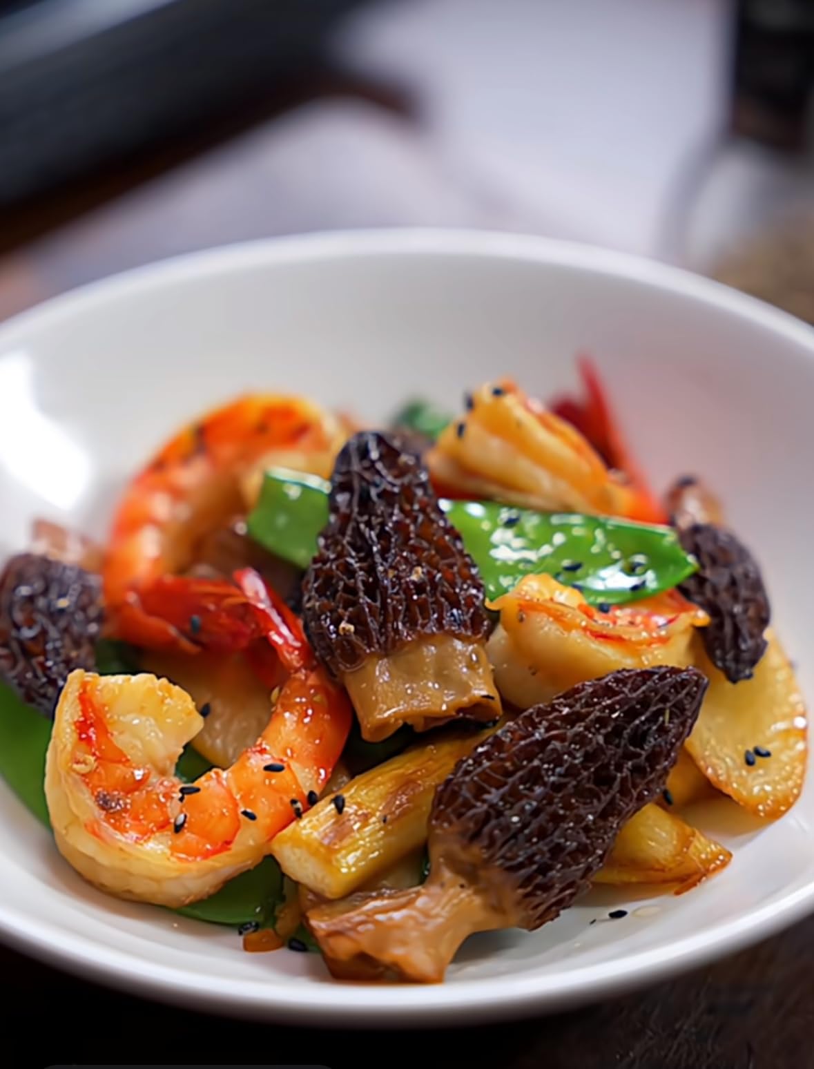 easyum Premium Dried Morel Mushrooms, 16 oz / 1 lb Dehydrated Fungi for Cooking