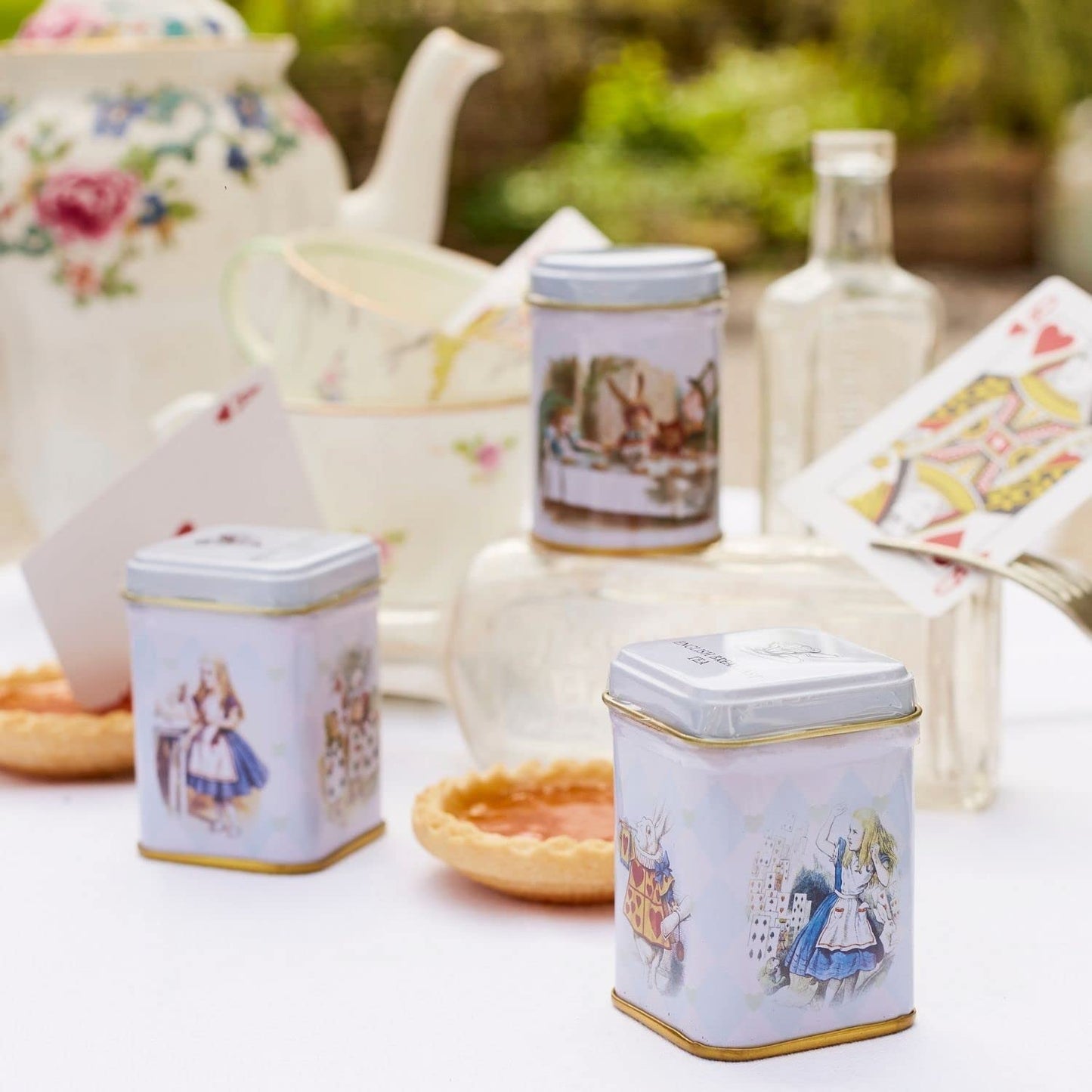 New English Teas Alice in Wonderland Mini Tea Tins Set - 3 Assorted English Loose Leaf Tea - Perfect Gift for Tea Lovers