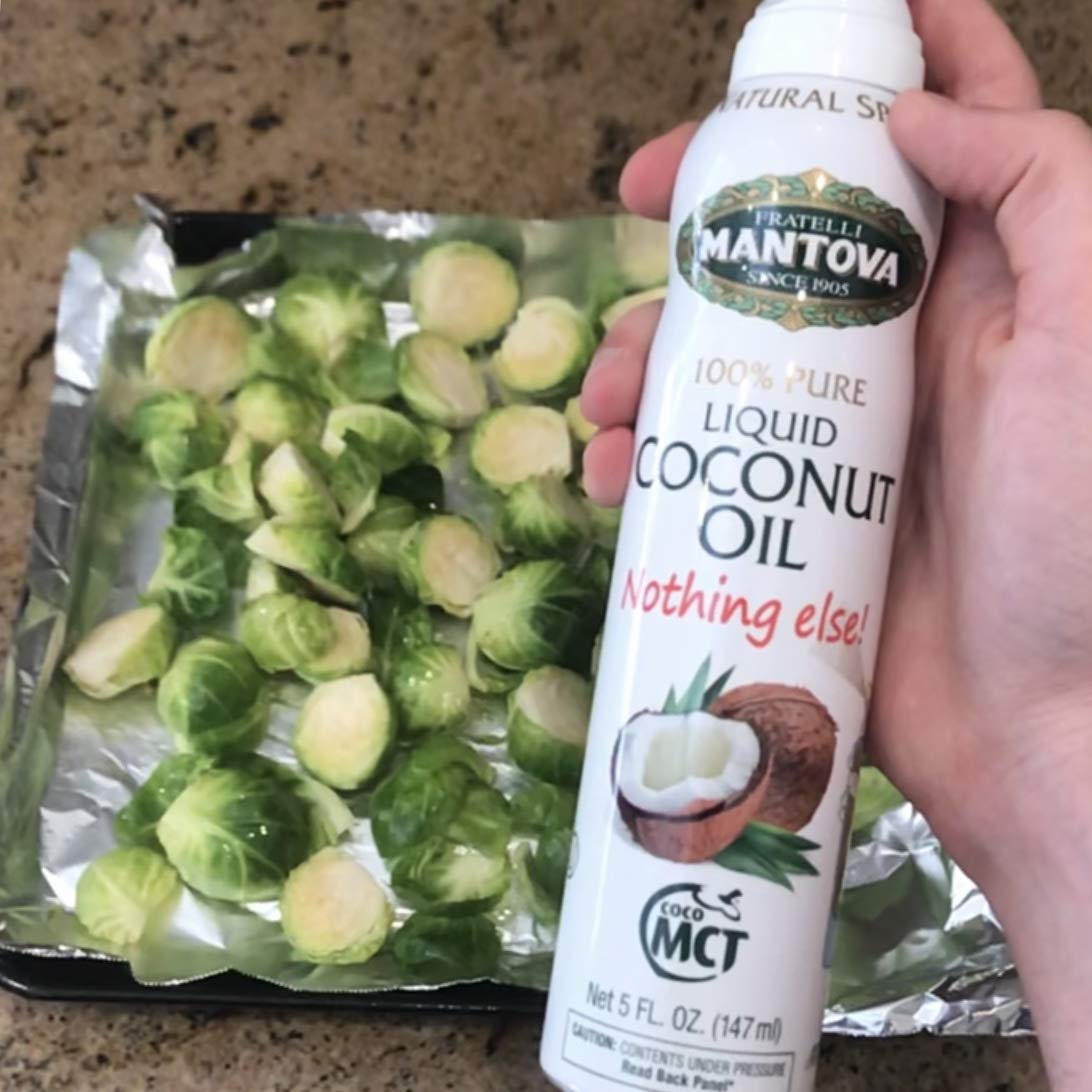 Mantova Coconut Oil, 100% Pure Cooking Oil Spray, perfect for healthy Keto snacks, baking, grilling, seasoning, or cooking, our