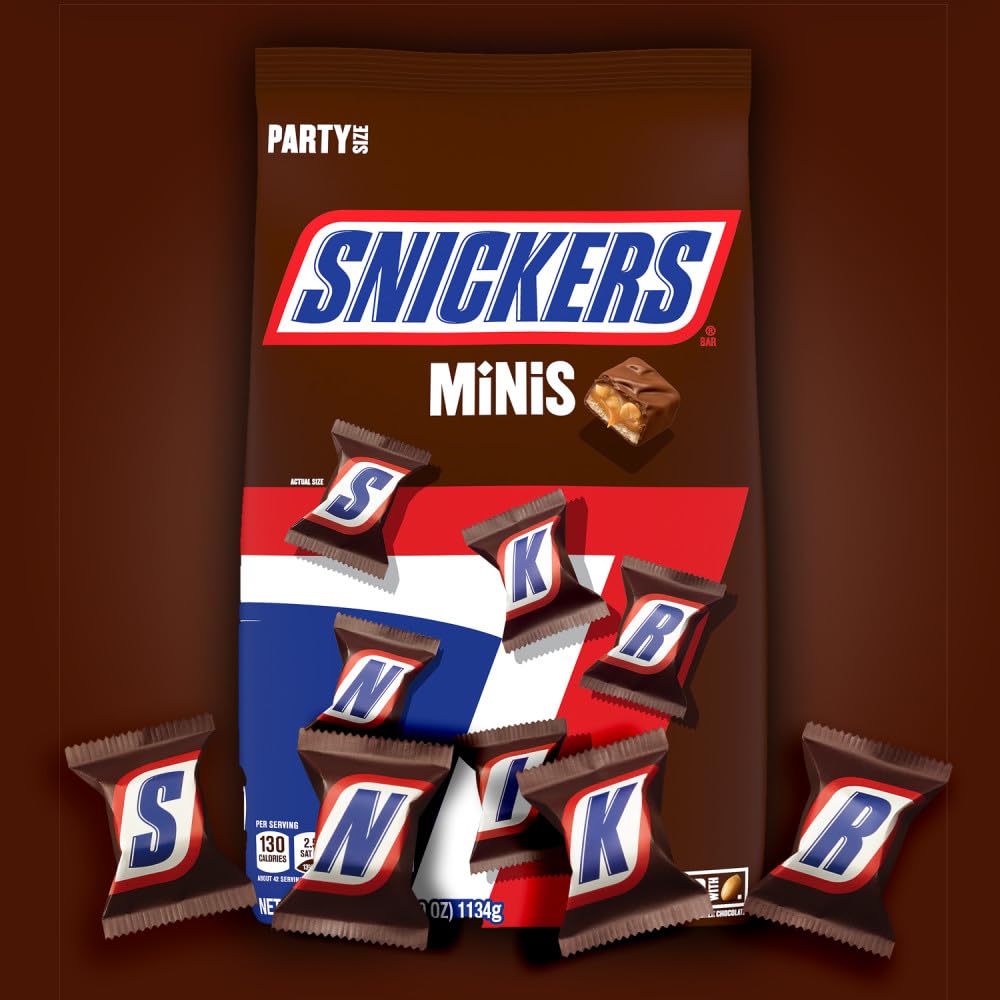 SNICKERS Minis Size Milk Chocolate Candy Bars Bulk Pack, Party Size, 40 oz Bag