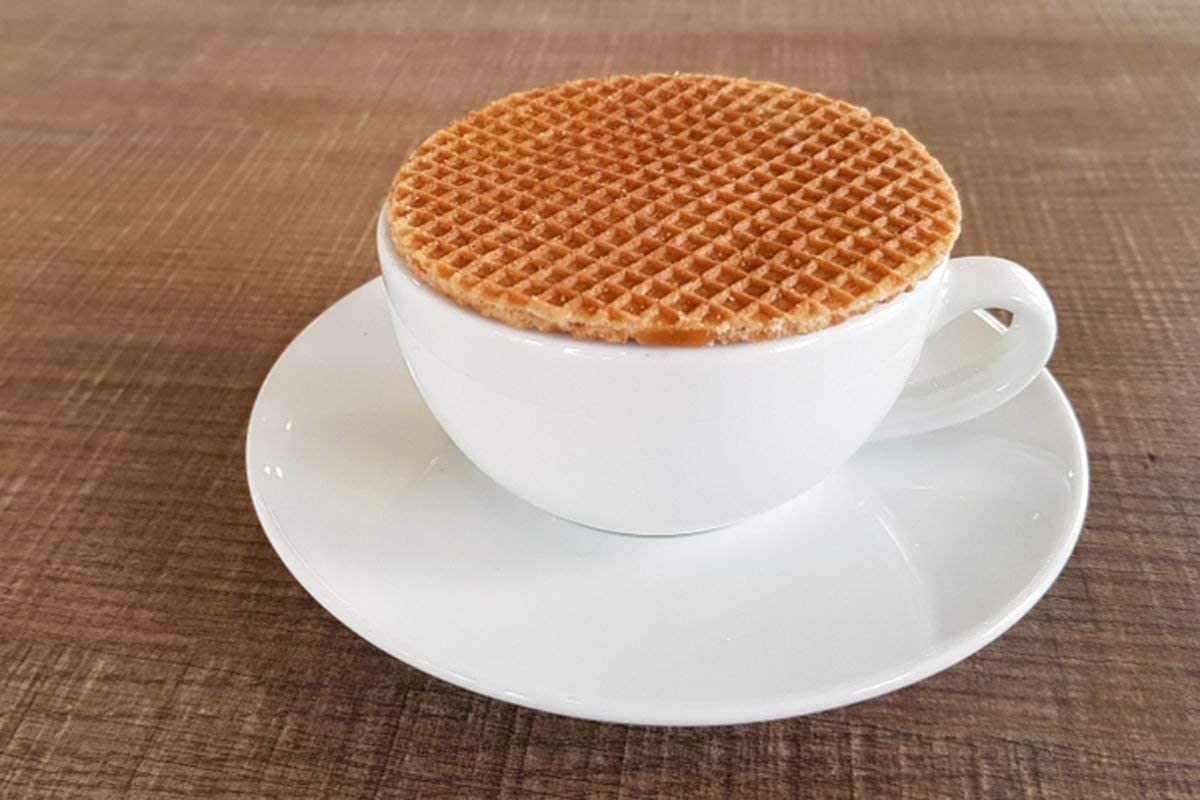 The Old Mill 8 Stroopwafels Original Dutch Caramel Filled Waffels Box - 250G From Holland