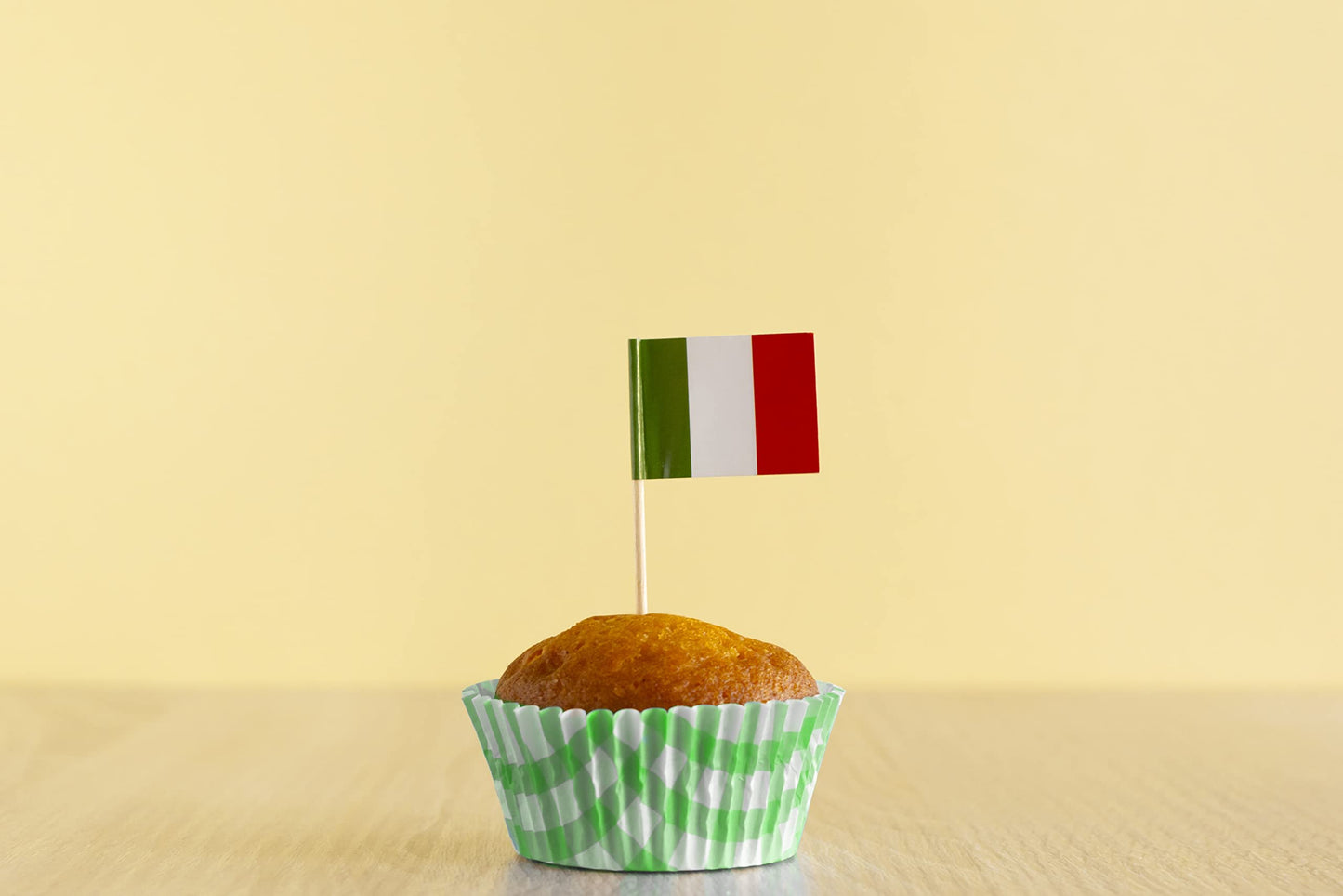 1,440 Count | Kingseal Italian Flag Toothpicks, 2.5 Inch, Ideal For Italian Restaurants, Appetizers, Cocktails, And More - 10 Pa