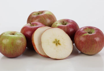 Kauffman Orchards Fresh Mcintosh Apples, Hand-Picked New-Crop Wax-Free Heirloom Macintosh Apples (Box Of 48)