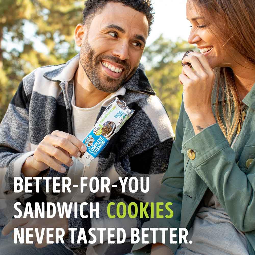 Lenny & Larry'S The Complete Cremes®, Sandwich Cookies, Vanilla, Vegan, 5G Plant Protein, 6 Cookies Per Pack (Box Of 12)