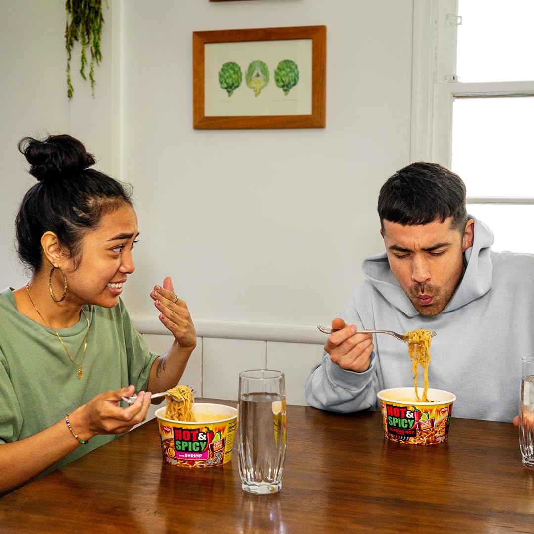 Nissin Hot & Spicy Ramen Noodle Soup, Fiery Beef, 3.28 Ounce (Pack Of 6)
