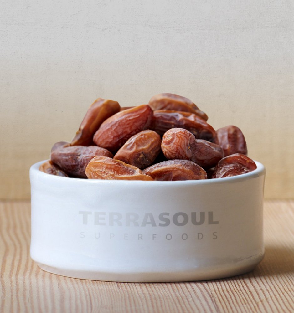 Terrasoul Superfoods Organic Deglet Dates, 4 Lbs (2 Pack) - Pitted | Fresh | Natural Sweetener