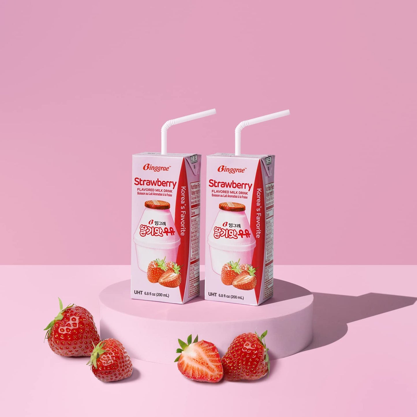 Binggrae Strawberry Flavored Milk (Pack of 6)
