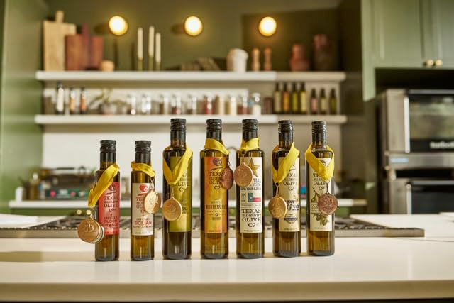 Texas Hill Country Olive Co Basil Infused Olive Oil - Cold Pressed Gourmet Evoo Olive Oil - Great For Dressing Dipping Marinade