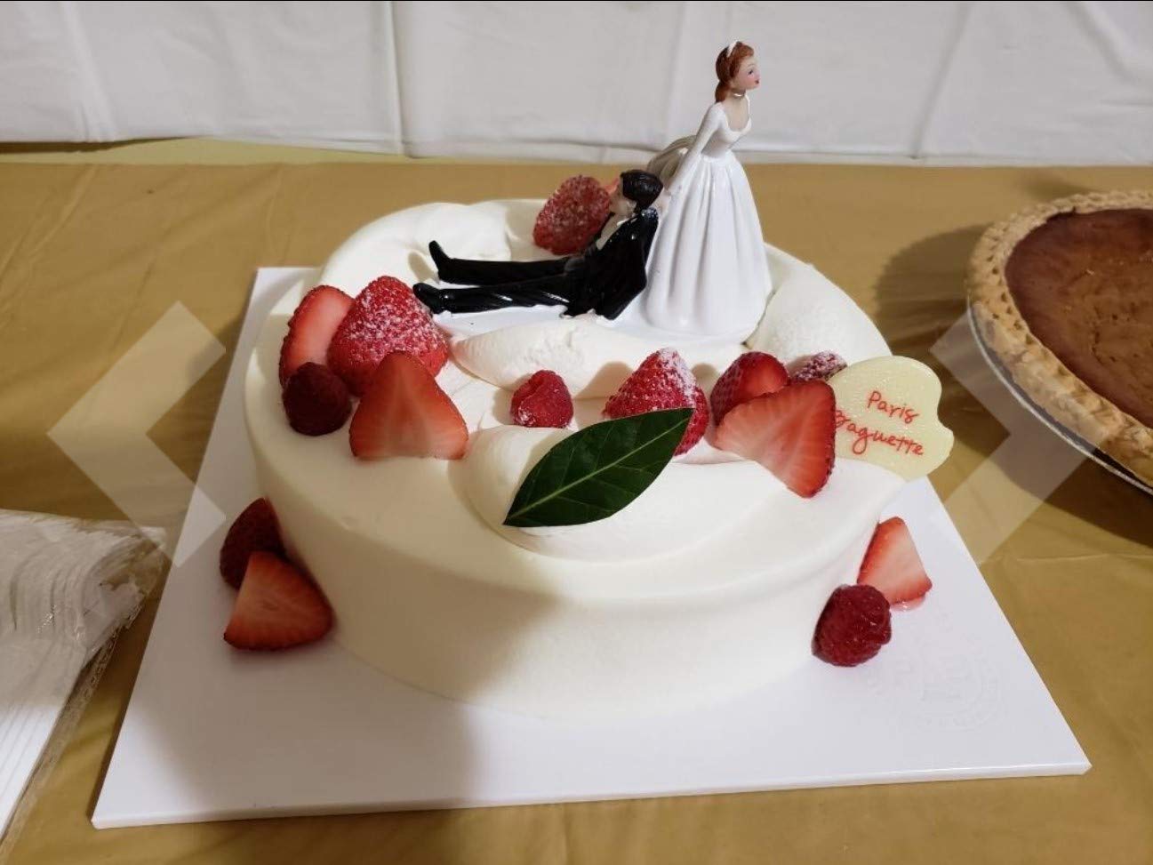 Scholmart Wedding Cake Toppers Bride And Groom Funny, Bride Dragging Groom Cake Topper, Cake Topper Wedding Bride And Groom, Wed