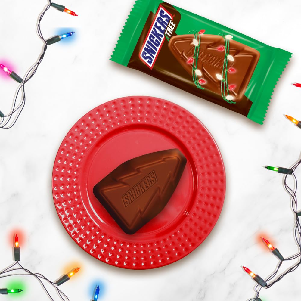 Mars SNICKERS Christmas Chocolate Candy Bars, Milk Chocolate, Full Size, Brown, Individually Wrapped, 6 Count
