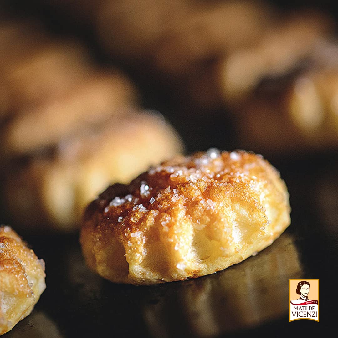 Italian Fine Pastry Cookies Assortment From Verona | 6 Different Filling - Hazelnut Chocolate Milk, Raspberry Cashews Almond, Co