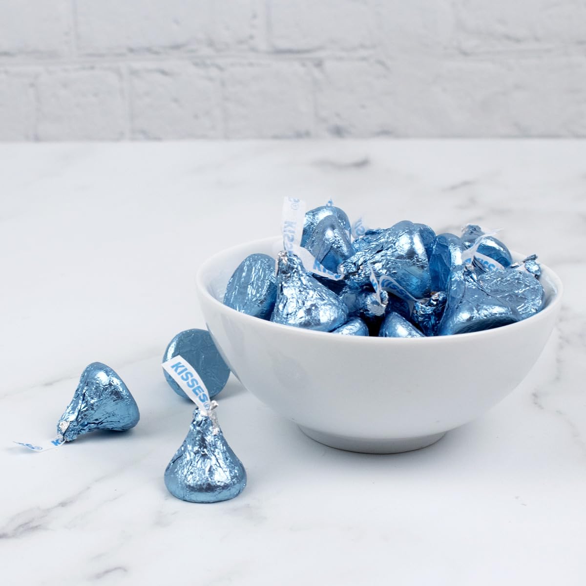 Just Candy Light Blue Candy Kisses - Milk Chocolate - 90 Pieces
