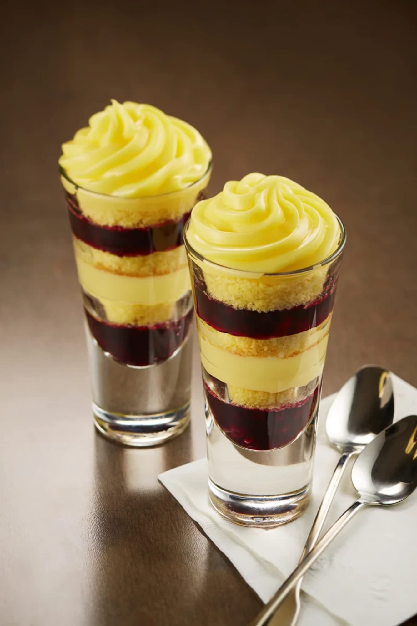 By The Cup Bavarian Cream Pie & Pastry Filling, 2 Pound