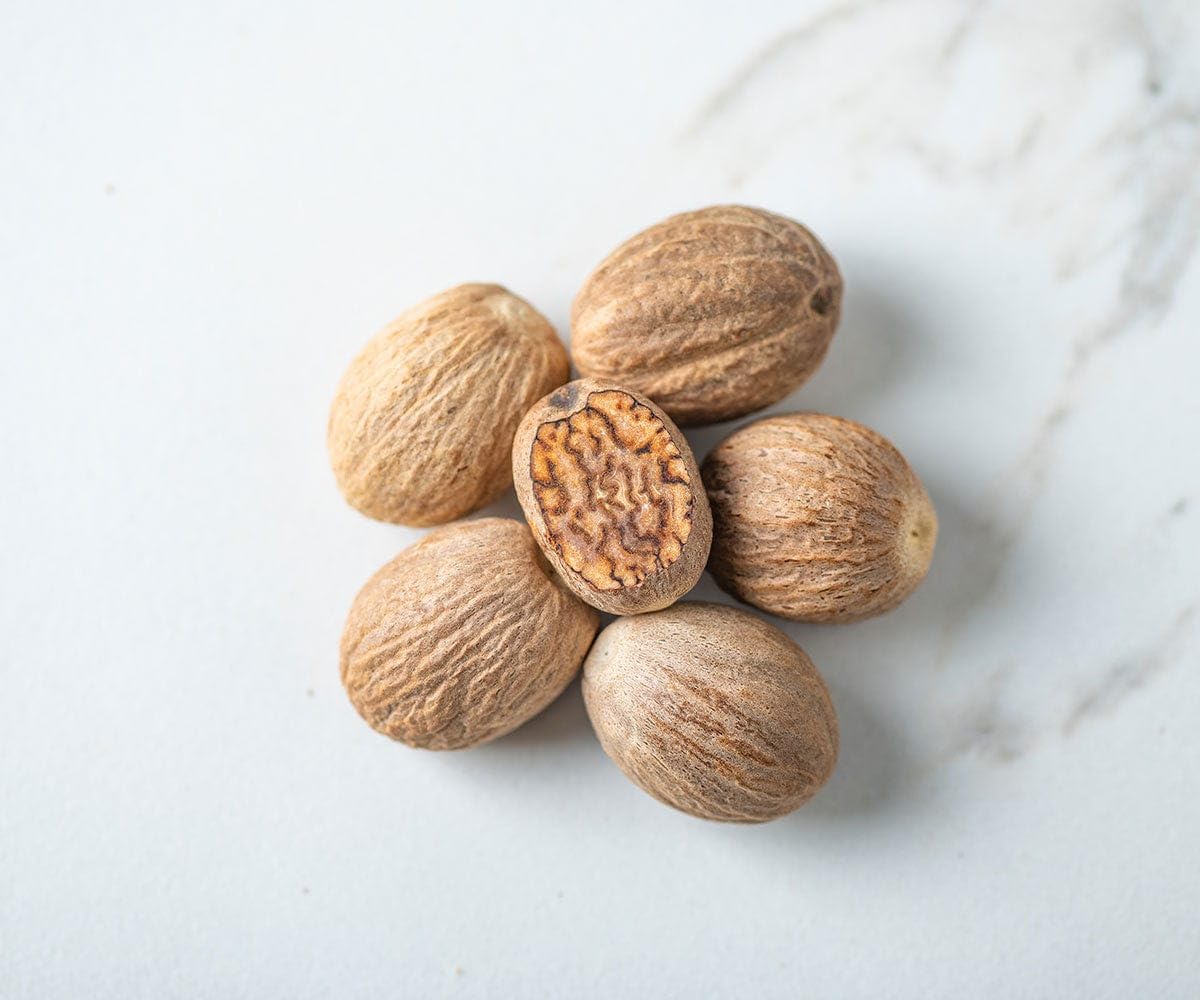 Savory Spice Whole Nutmeg - Fresh Whole Nutmeg From Grenada For Baking, Breads, Pies, Pastries, B  Chamel & Stews (5-Count)