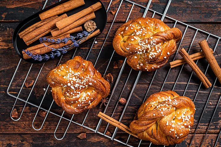 Unpretentious Light Brown Sugar, 1 Gallon, Made With Cane Molasses, Perfect For Desserts, Meat & Fruit