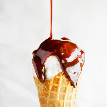 Sanders Milk Chocolate Hot Fudge Topping 10oz Jar (3-Pack) - Gluten-Free Ice Cream Sauce for Cakes & Desserts - Premium Quality