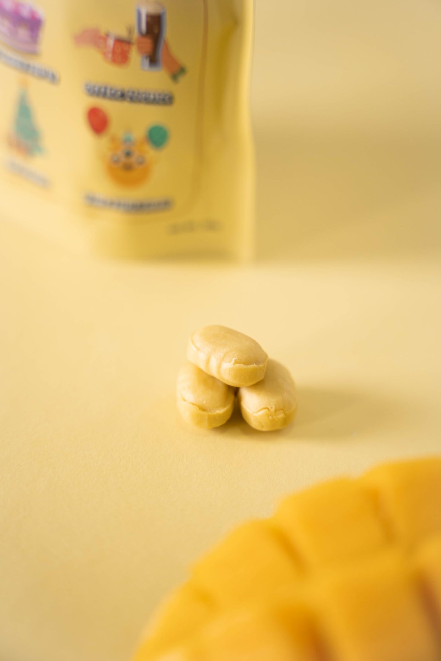 Veffero Simply Chewy Mango Flavored Chewy Candy, 192G Individually Wrapped Mango Chewy Candy (Mango)