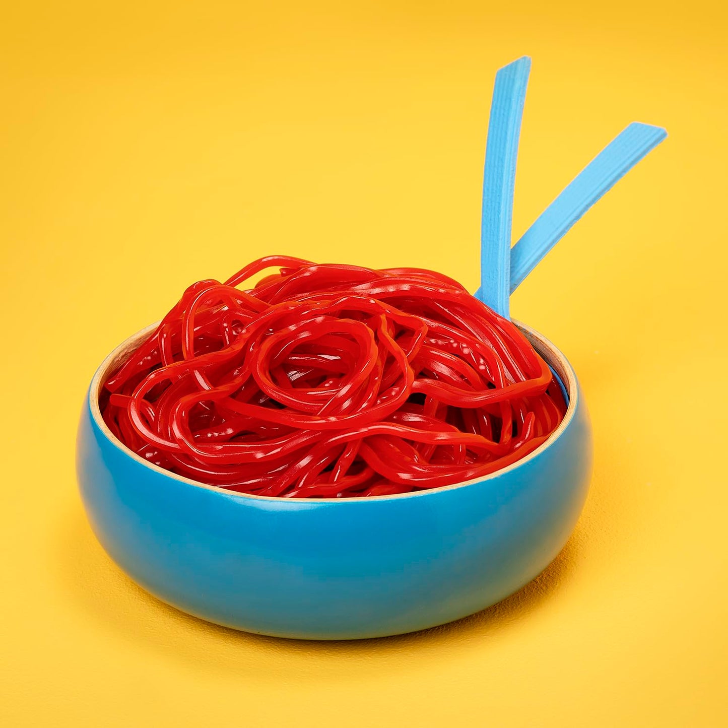 Kervan Candy Bebeto Strawberry Licorice Laces - Soft & Chewy, 2 lbs, 13.31 x 4.90 x 26.50 cm, Ideal for Decorating