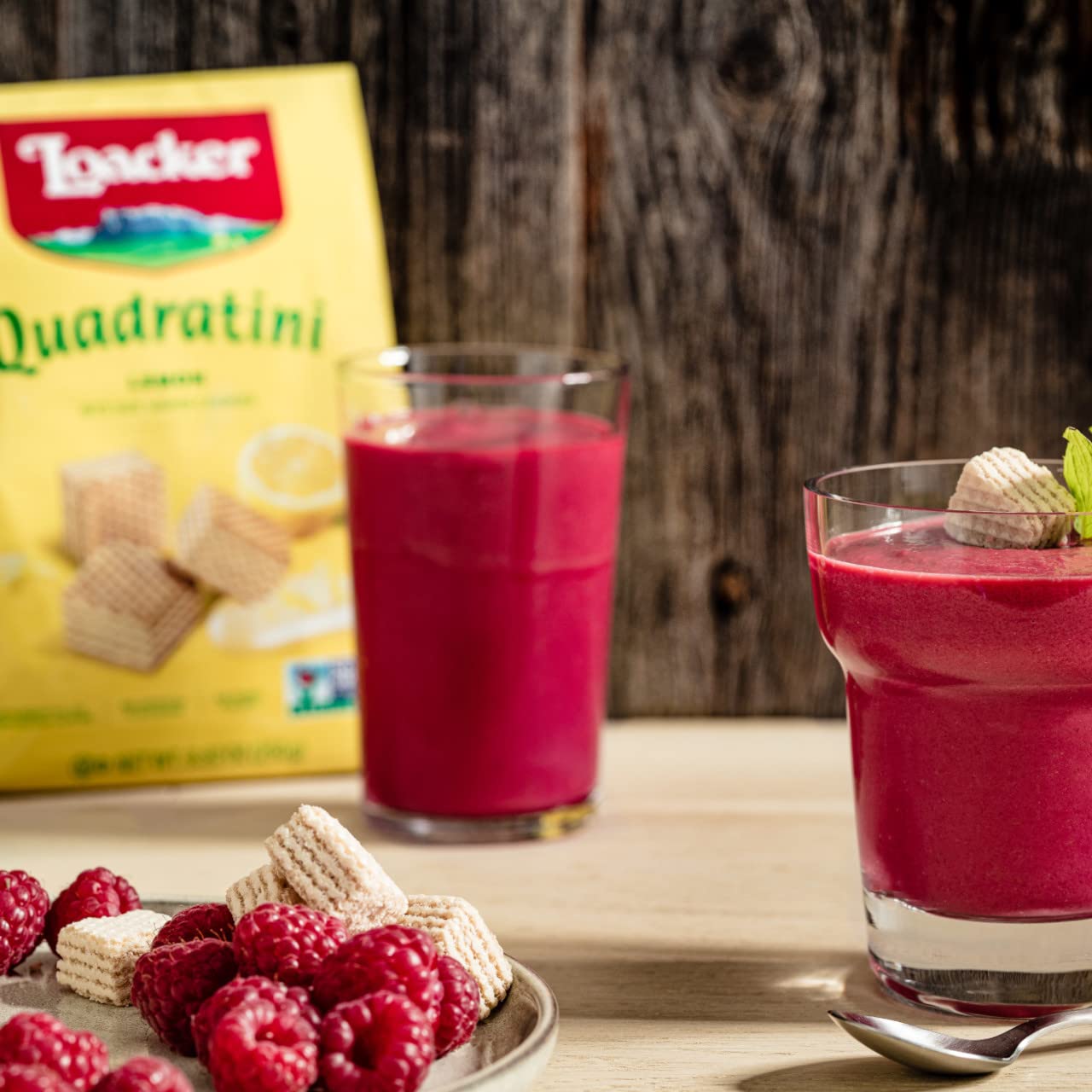 Loacker Wafer Quadratini Lemon 250g