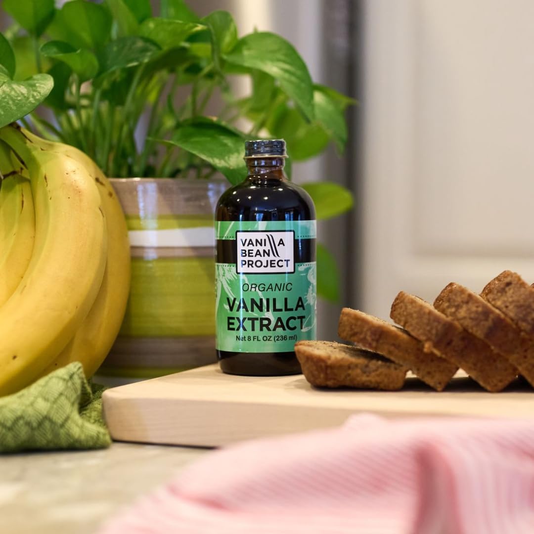 Organic Vanilla Extract | Pure Vanilla Bean Perfect For Cooking and Baking | Vanilla Bean Project | 4 Ounces