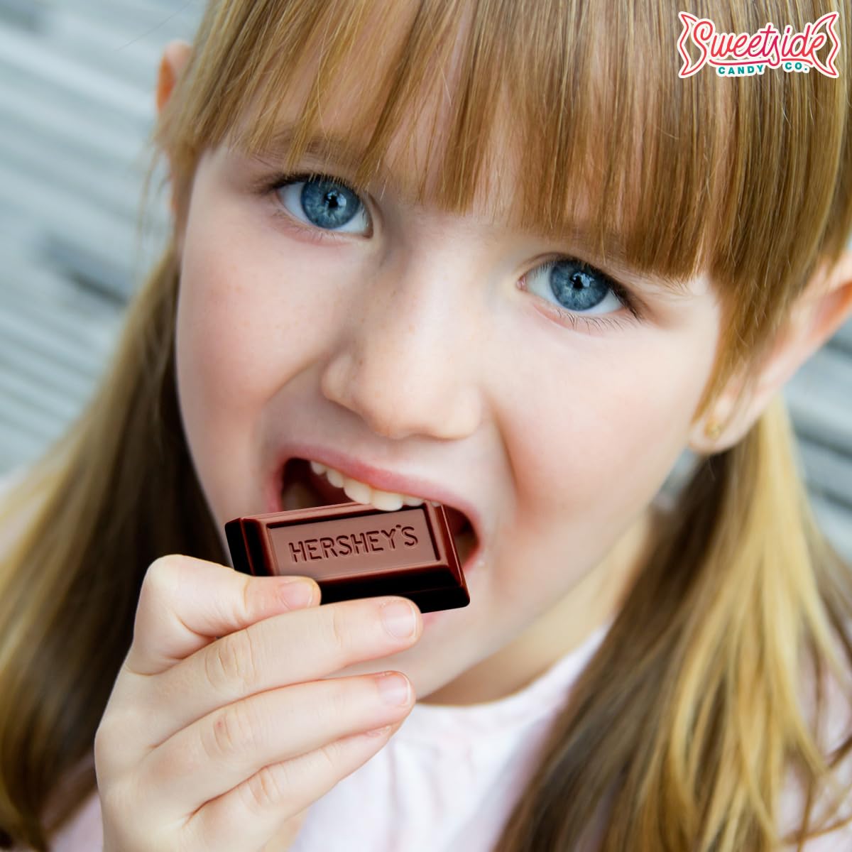 hersheyZero sugar - 2 pounds - Special Dark Chocolate Candy Bulk Pack Individually Wrapped Hershy Sugar Free Chocolate Candy Bar Snack Size for Office Cravings.