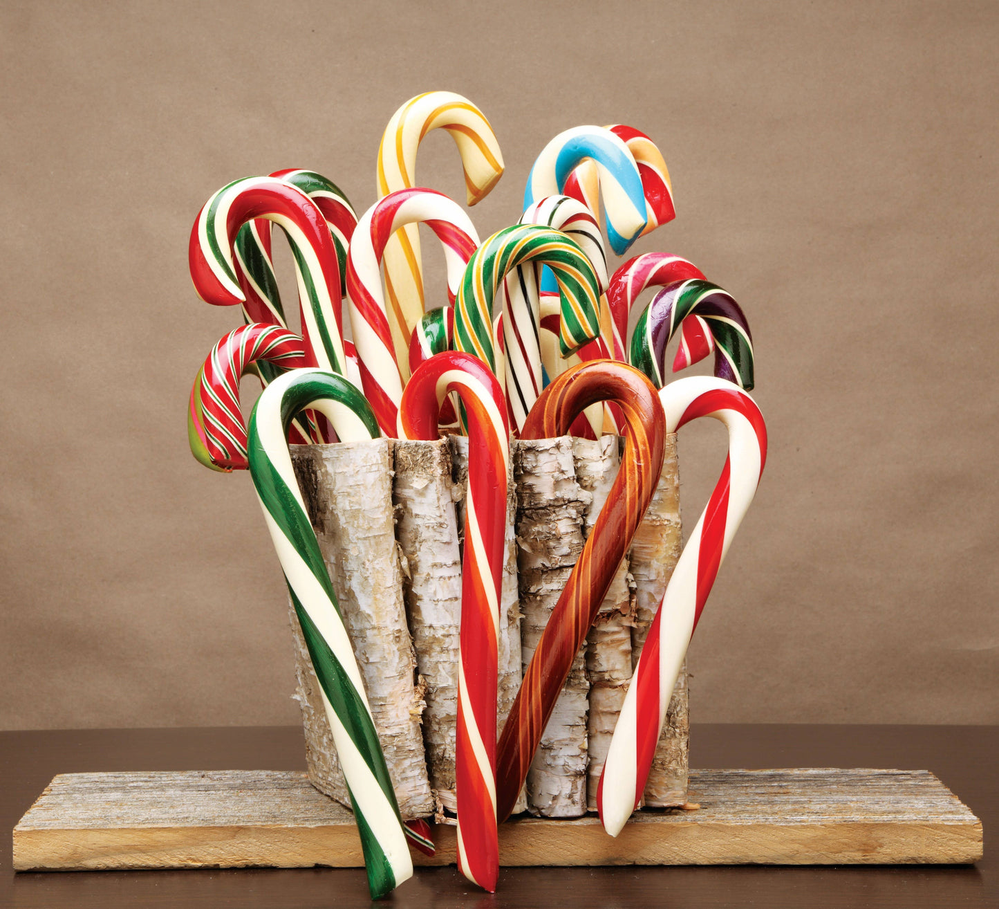 Hand-Spun Jumbo Candy Cane - Cinnamon - 1.75 oz