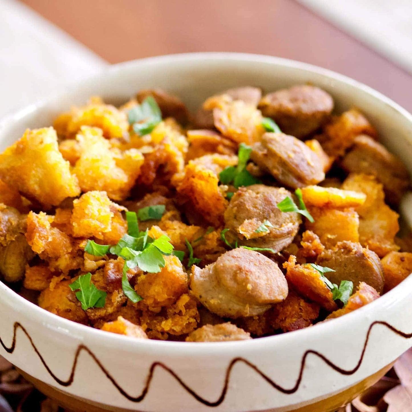 Hayllo All Natural Dehydrated Garlic Flakes Dry Slice Dried Garlic, 3 Pound