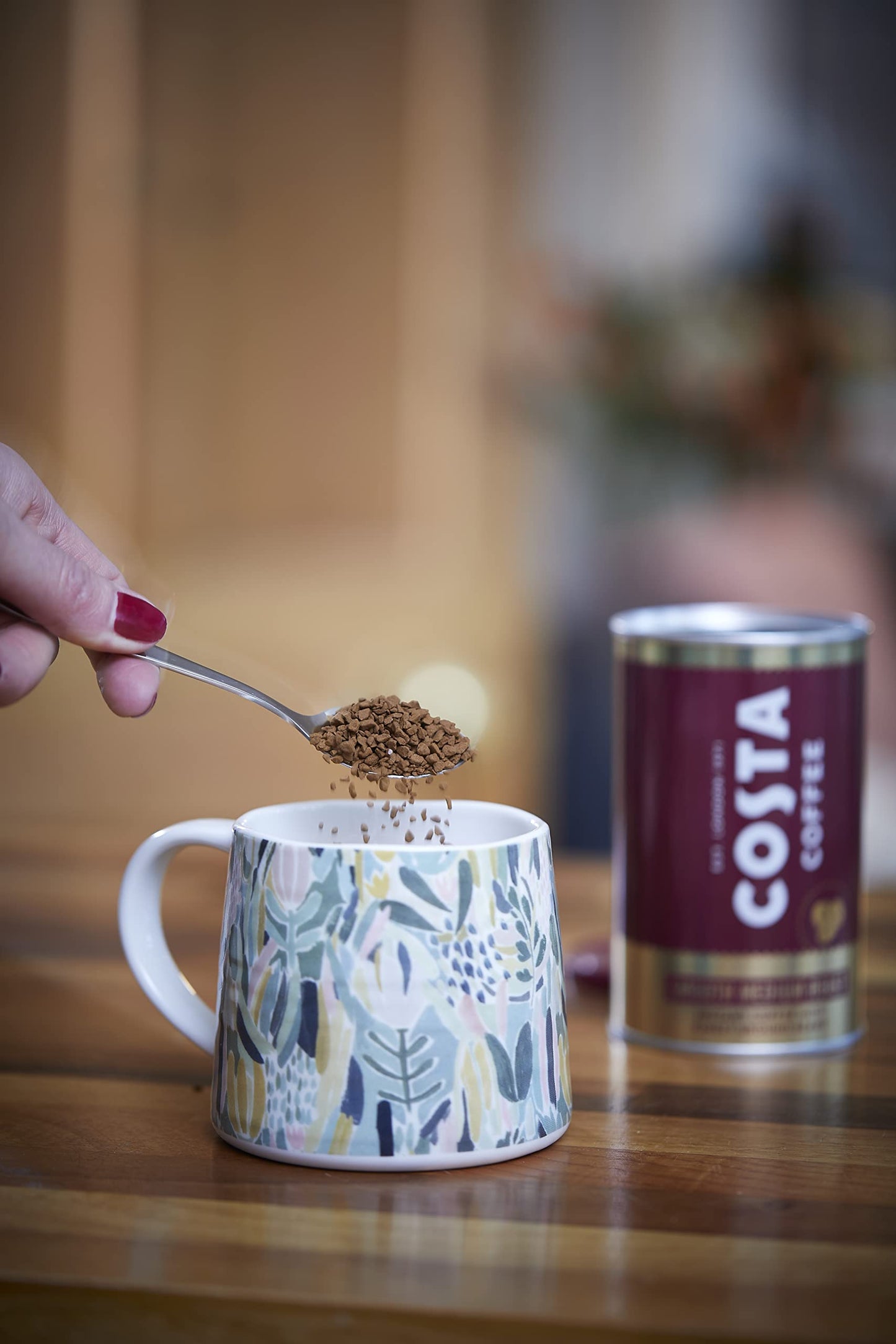 Costa Coffee Smooth Medium Roast Instant Coffee With Finely Ground Beans Tin, 6 X 100G, Cos-Mg-Uk-5001