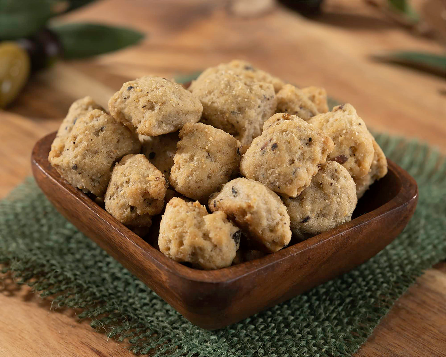 Wine Country Gift Baskets Bon Appetit Gourmet Gift Basket, 1 Count, Gift Basket, Model 514