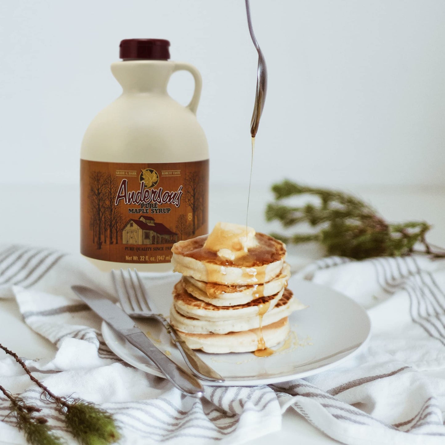 Andersons Dark Pure Maple Syrup, 32 Fl Oz, Plastic Jug, Brown