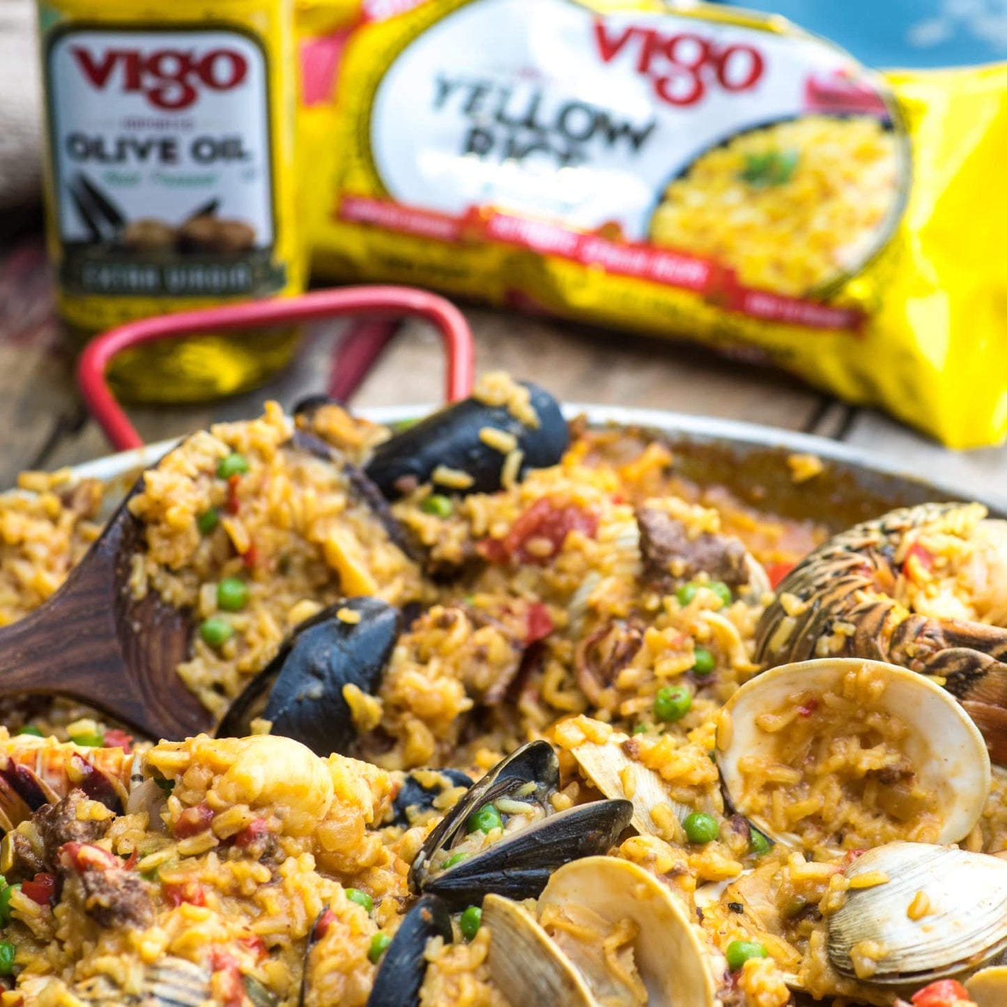 Vigo Authentic Paella Valenciana, Yellow Rice & Seafood Dinner, Spanish Recipe (Yellow Rice & Seafood Dinner, 19 Ounce (Pack of