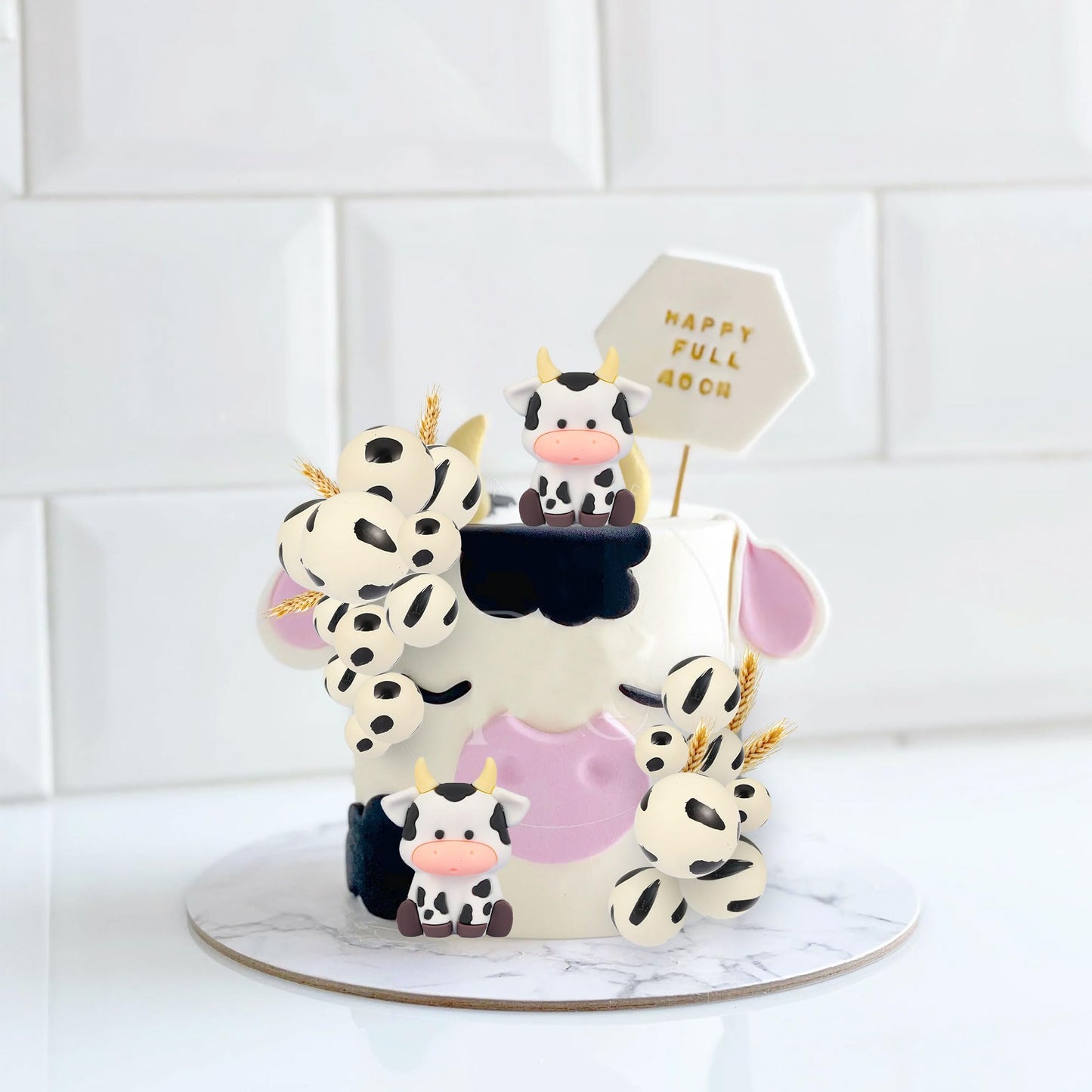 Gyufise 21Pcs Cake Topper Decorations, Cow Themed Farm Cake Topper With Foam Balls, Baby Shower, Birthday Party Supplies