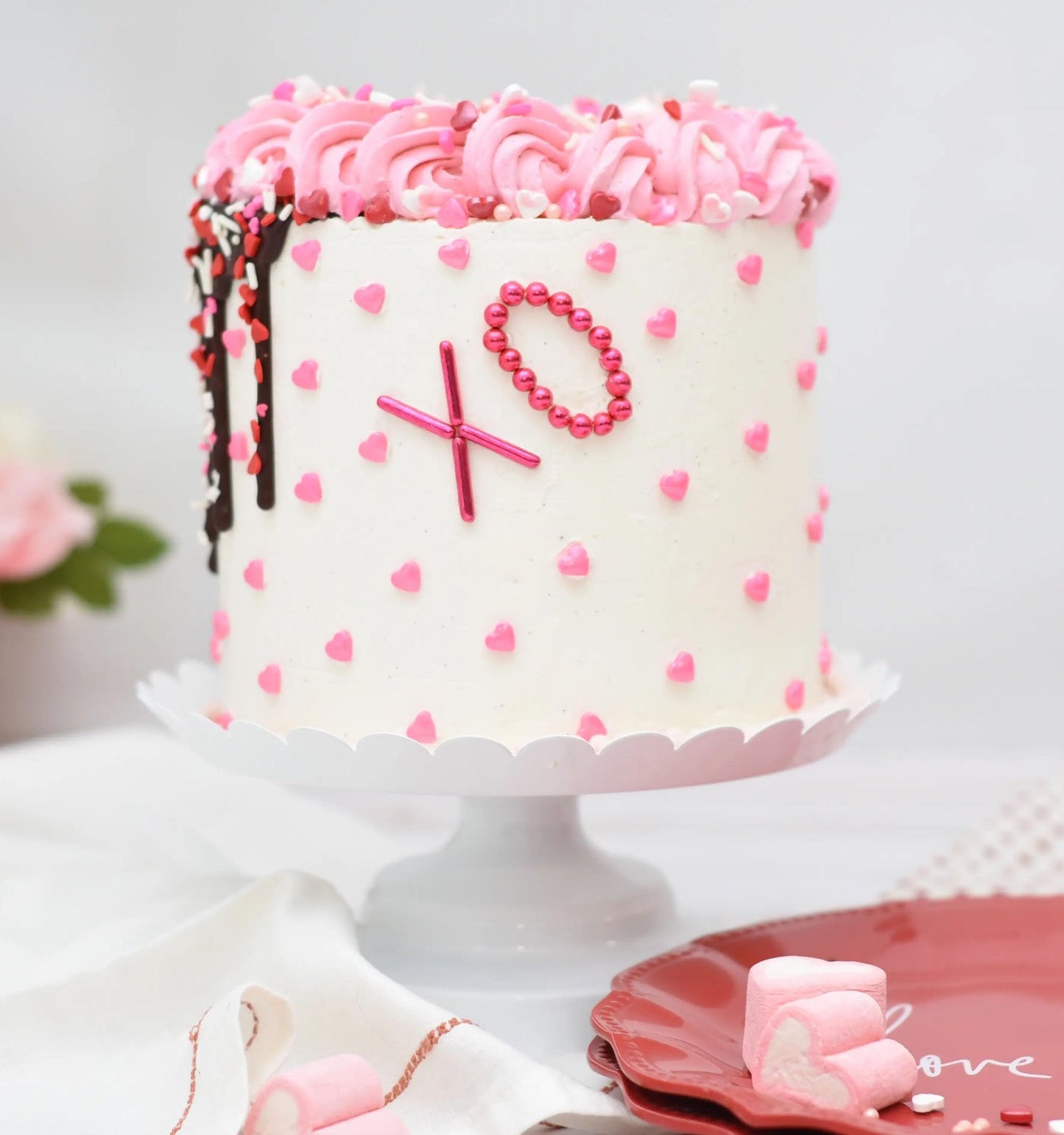 Red Sprinkles Heart-Shaped Cake Sprinkles,Cookie Sprinkles,Sugar Pearl, Edible Candy Pearls For Cake 130G 4.6Oz Cupcake Decorati